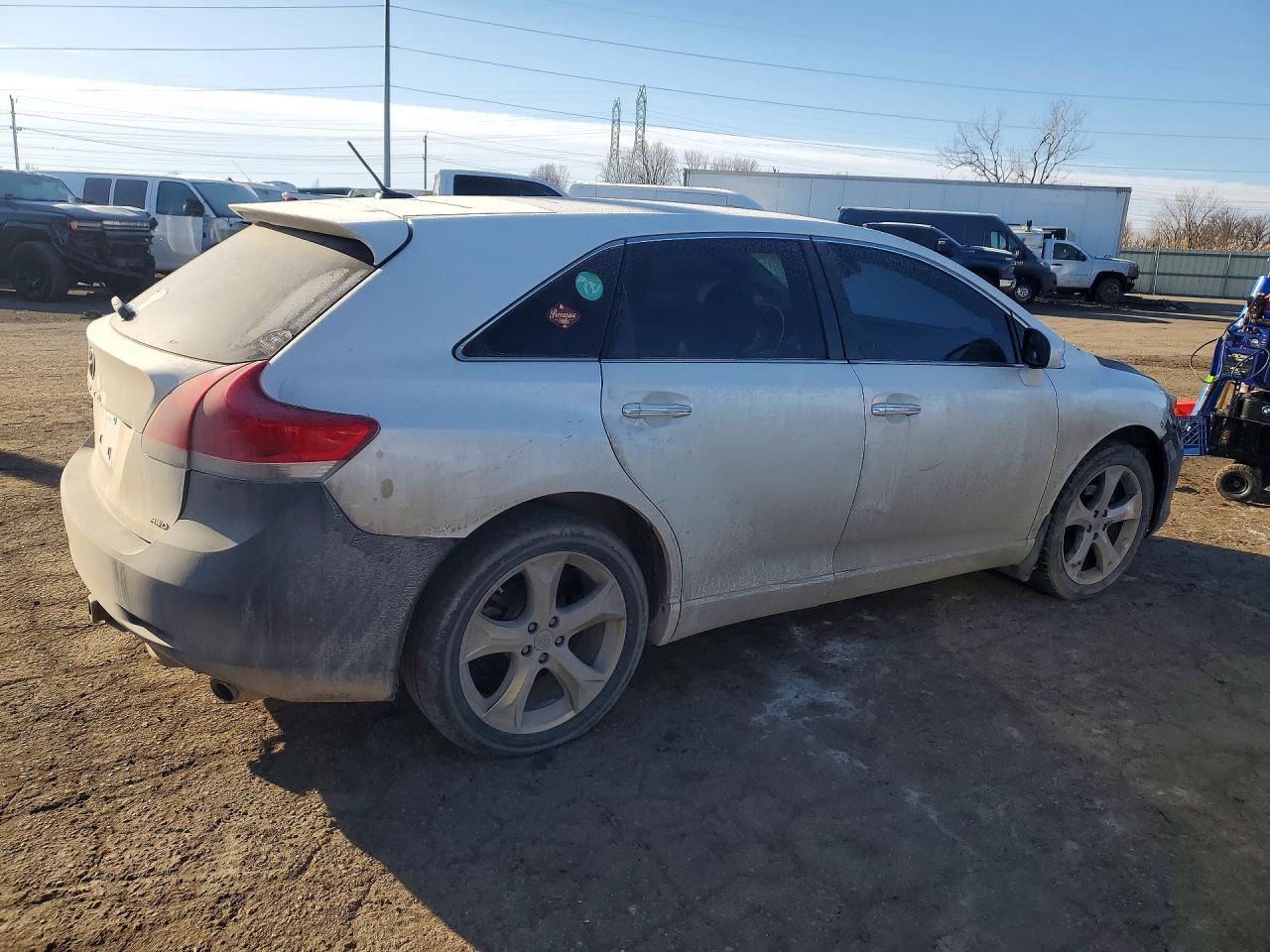2010 TOYOTA VENZA
