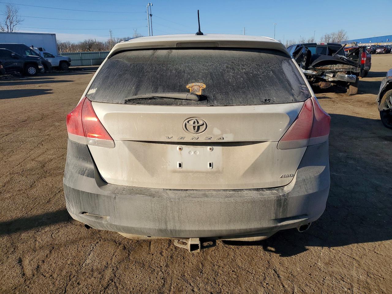 2010 TOYOTA VENZA