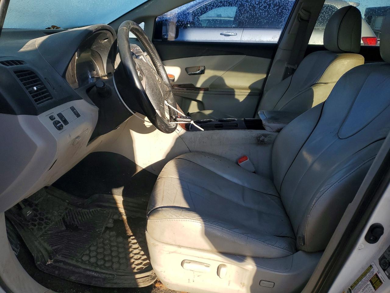 2010 TOYOTA VENZA