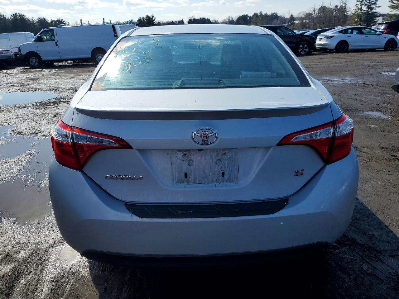 2015 TOYOTA COROLLA