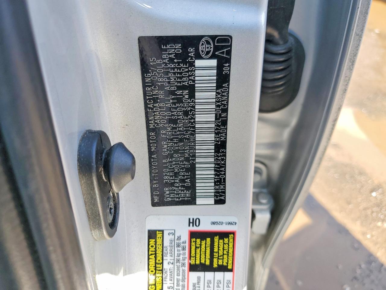 2015 TOYOTA COROLLA