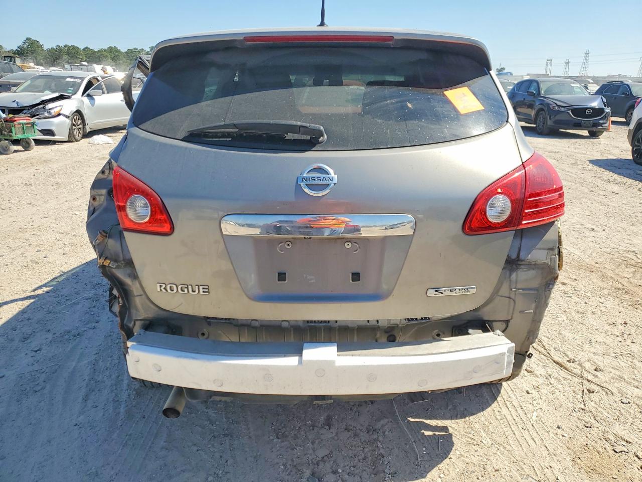 2013 NISSAN ROGUE