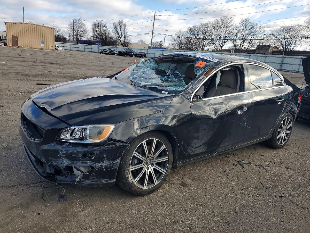 2017 VOLVO S60