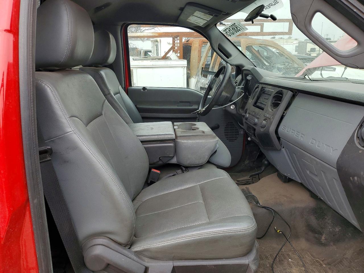 2013 FORD F550