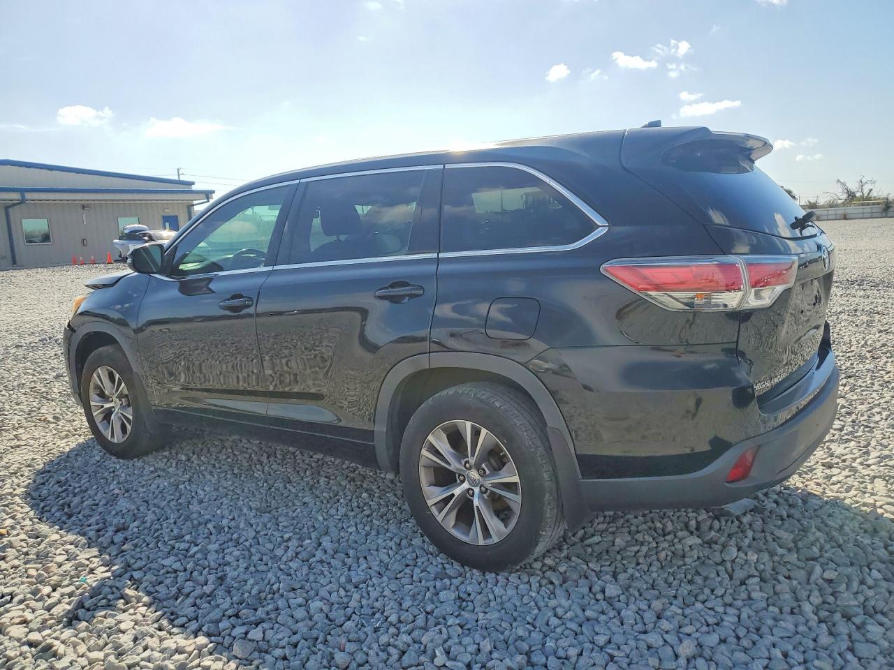 2015 TOYOTA HIGHLANDER