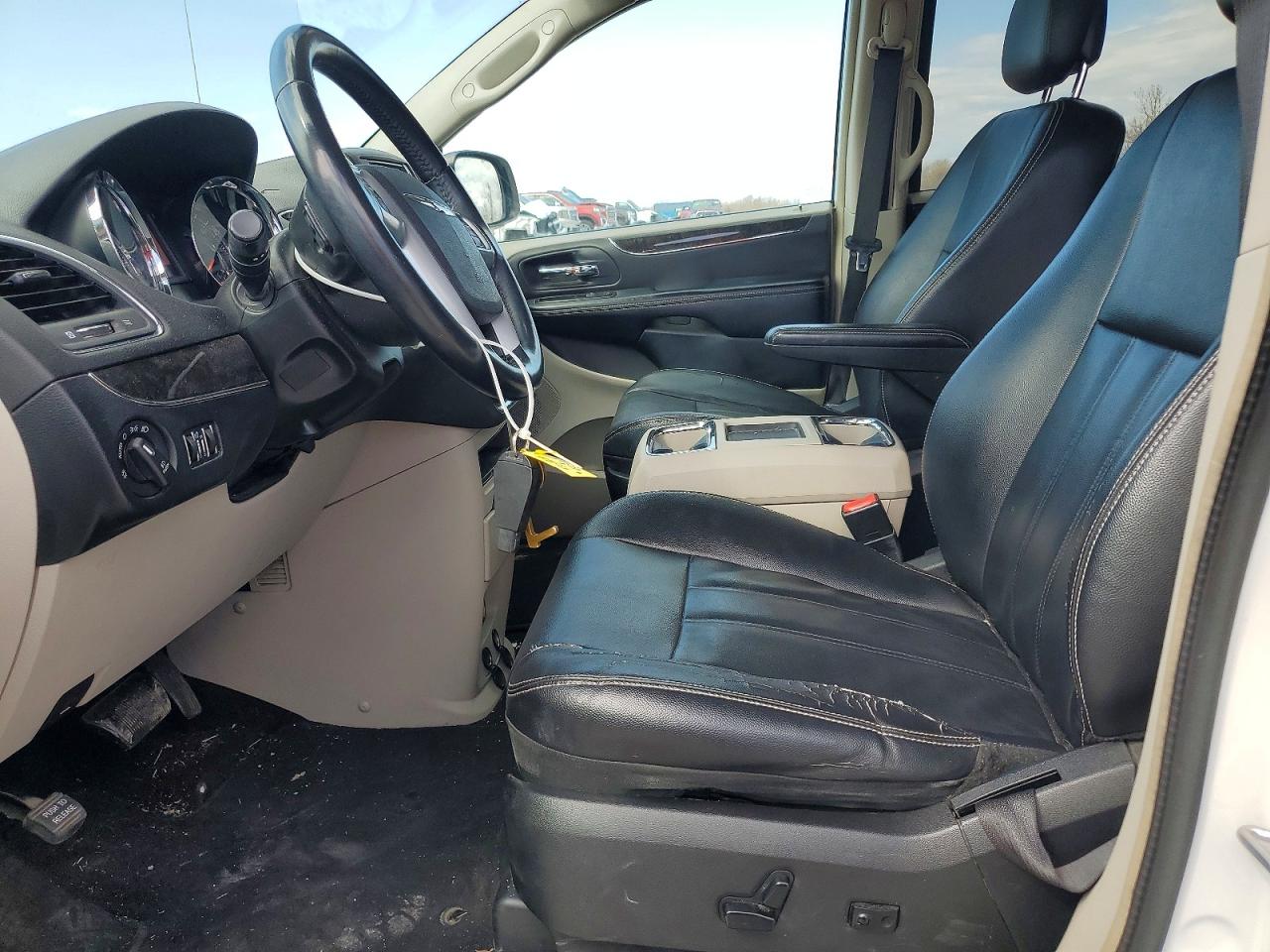 2014 CHRYSLER MINIVAN
