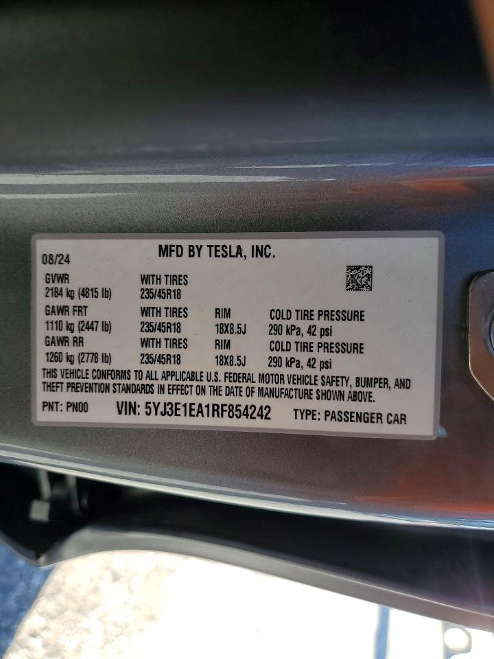 2024 TESLA MODEL 3