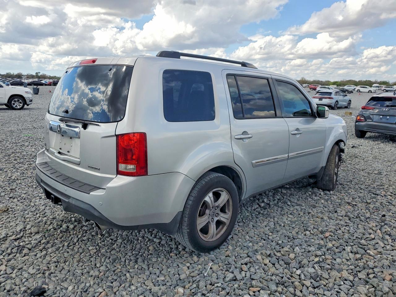 2015 HONDA PILOT