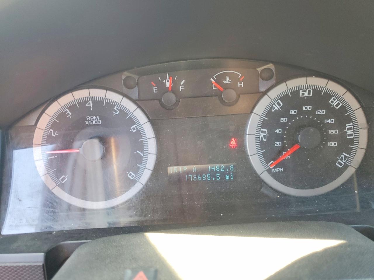 2009 FORD ESCAPE
