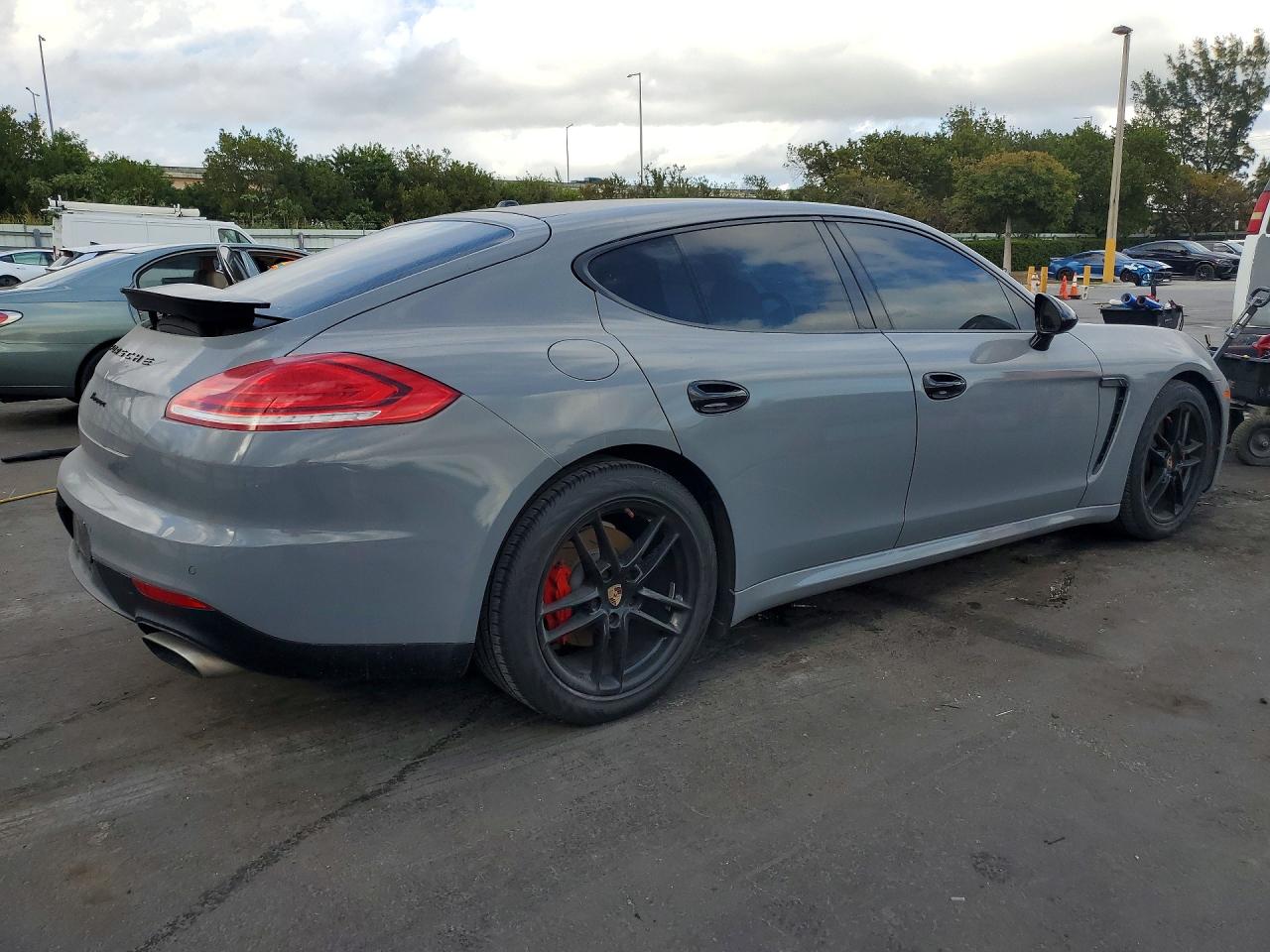 2014 PORSCHE PANAMERA