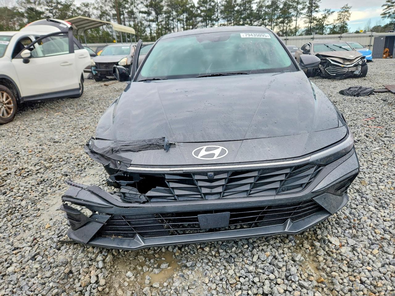 2024 HYUNDAI ELANTRA
