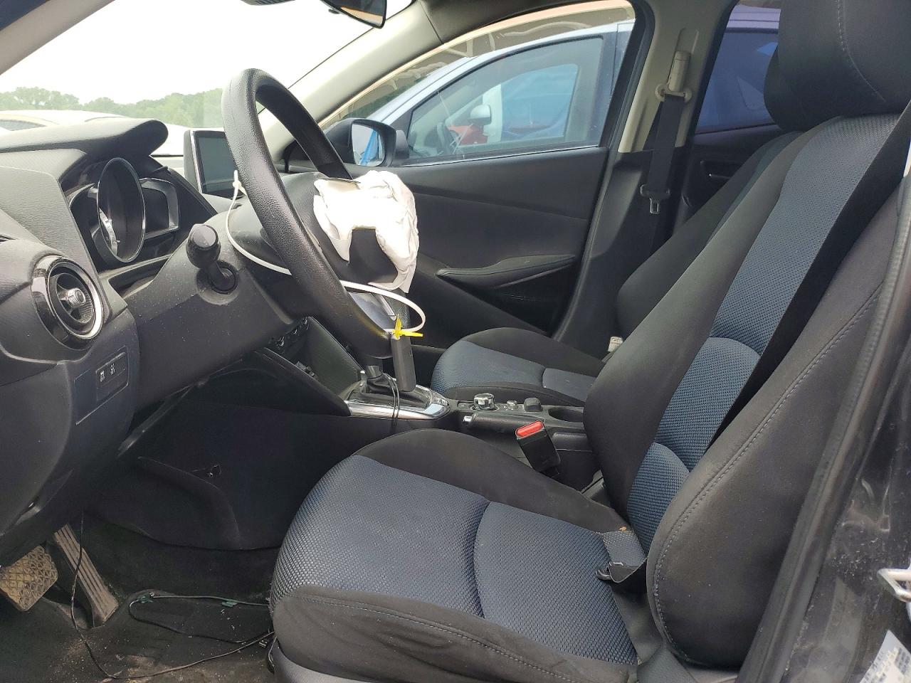 2016 TOYOTA SCION
