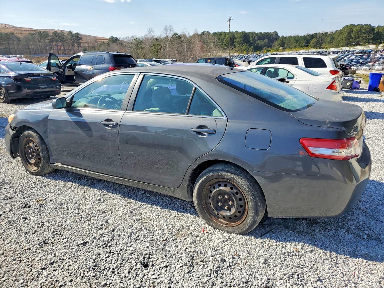 2011 TOYOTA CAMRY