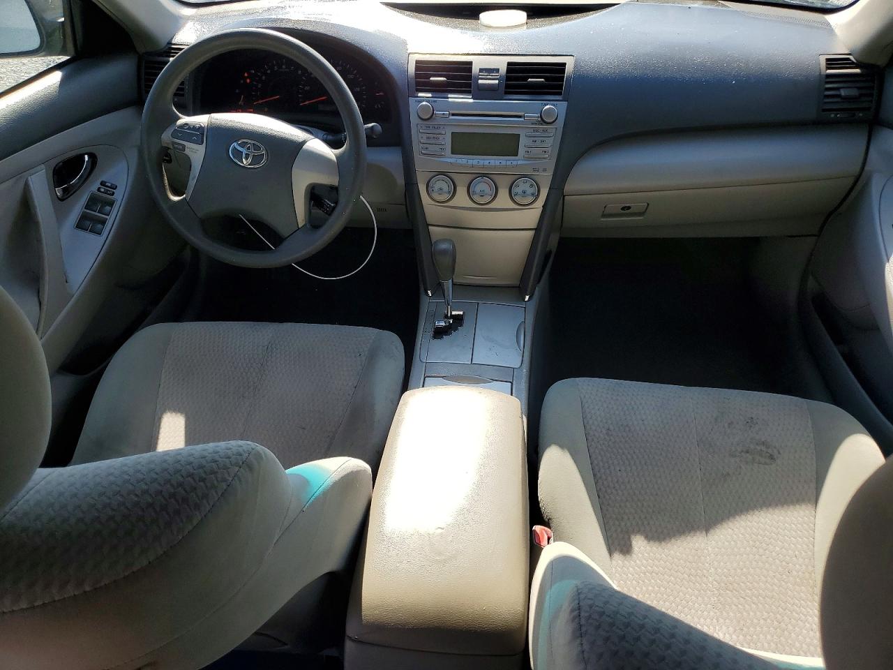 2011 TOYOTA CAMRY