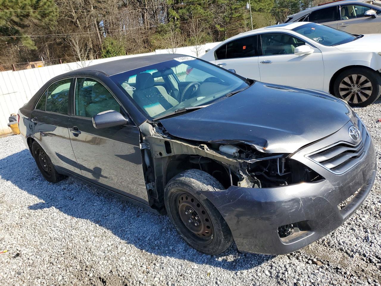 2011 TOYOTA CAMRY