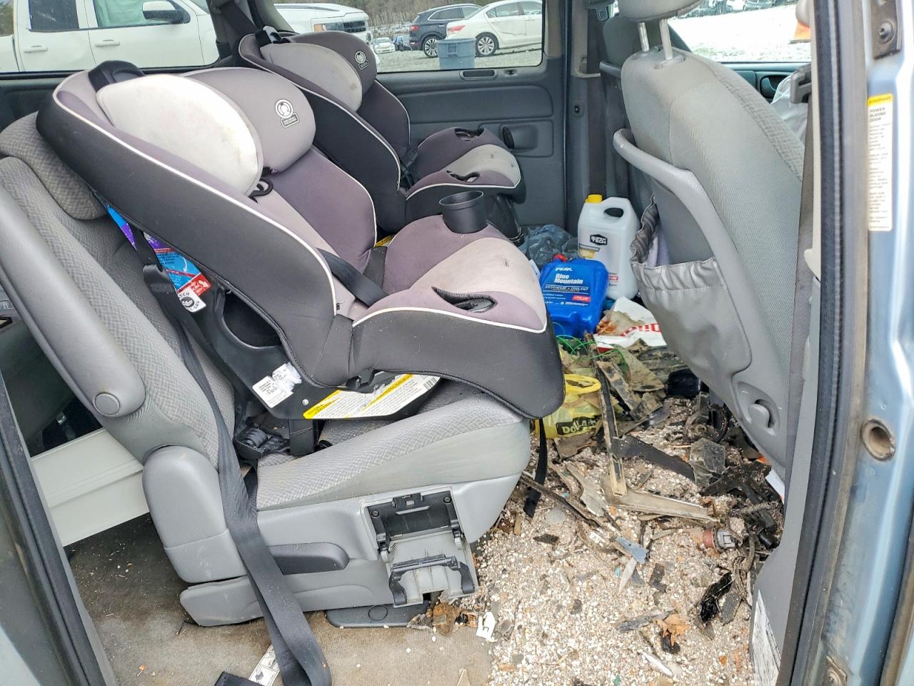 2005 DODGE CARAVAN