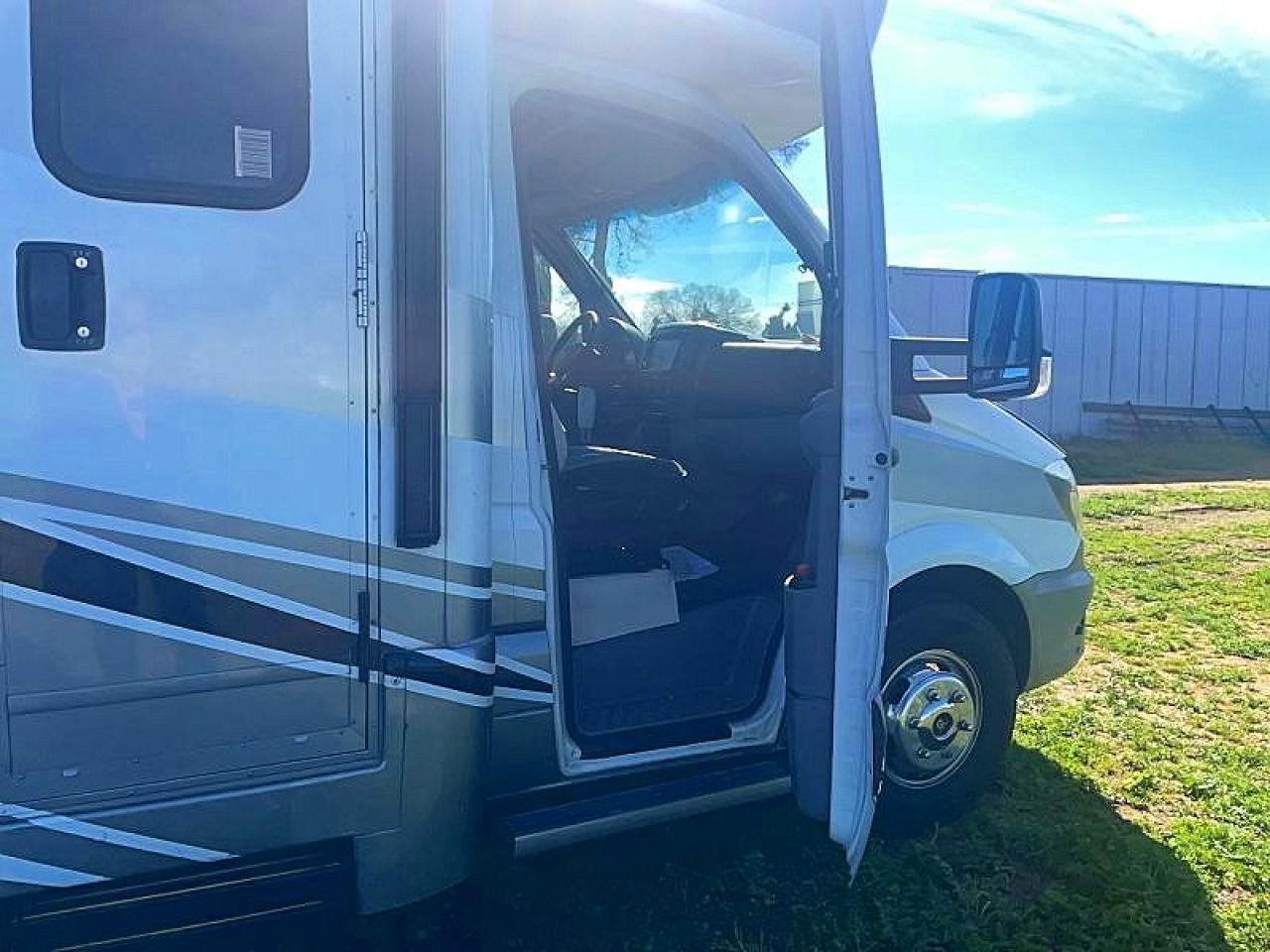 2017 MERCEDES BENZ SPRINTER