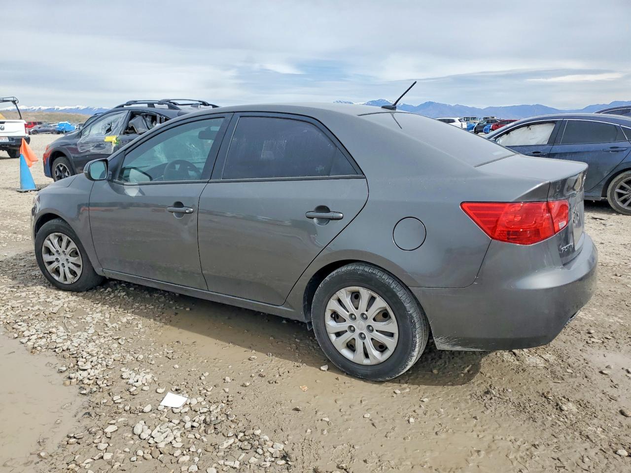 2013 KIA FORTE