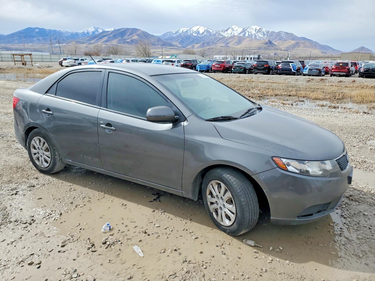 2013 KIA FORTE
