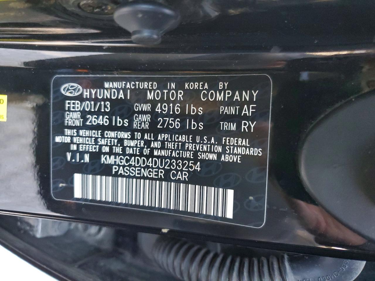 2013 HYUNDAI GENESIS
