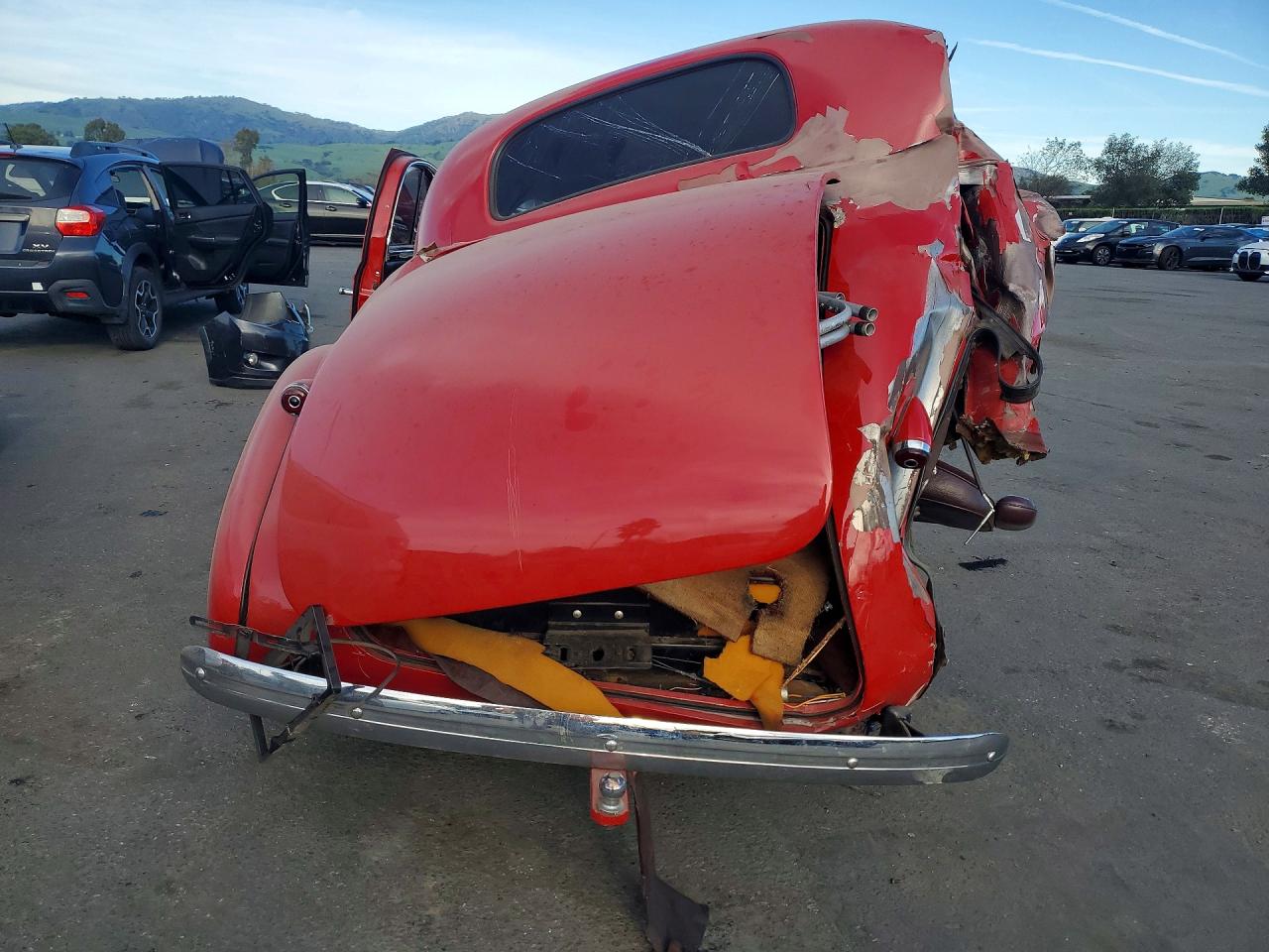 1939 CHEVROLET DELUXE 2 D