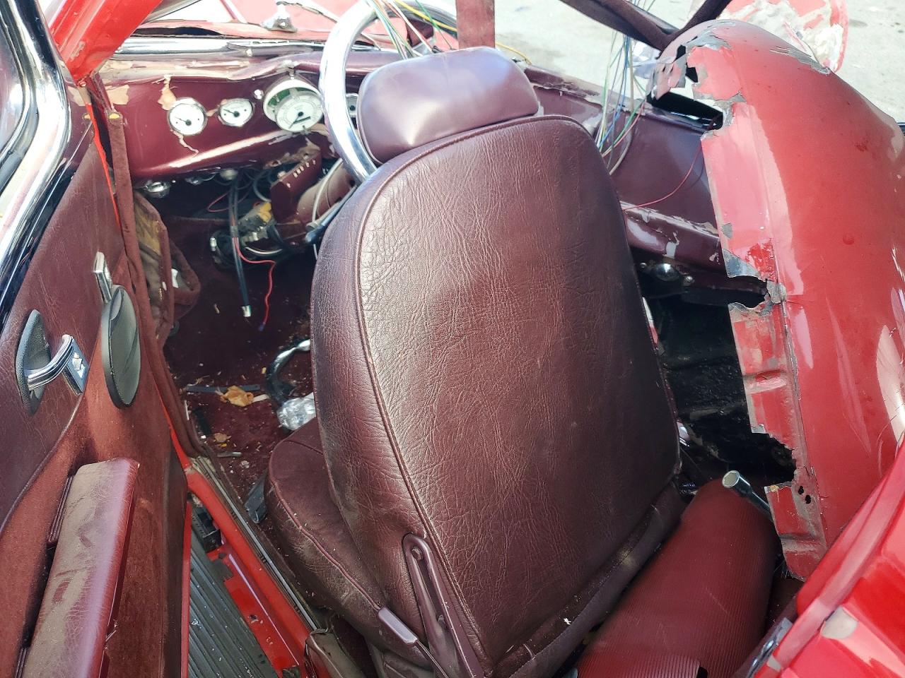 1939 CHEVROLET DELUXE 2 D