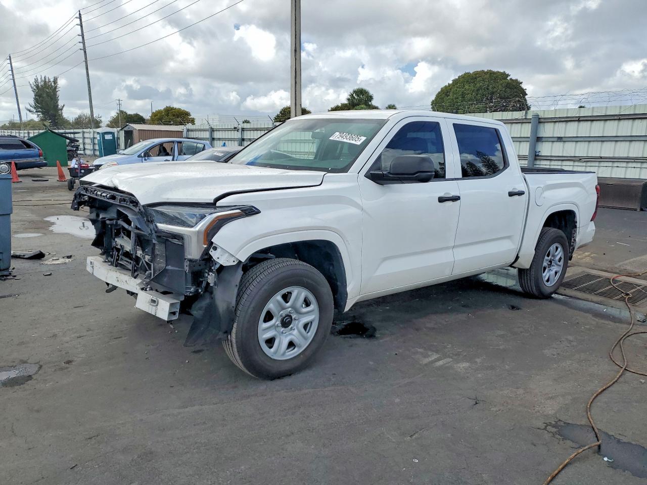 2025 TOYOTA TUNDRA