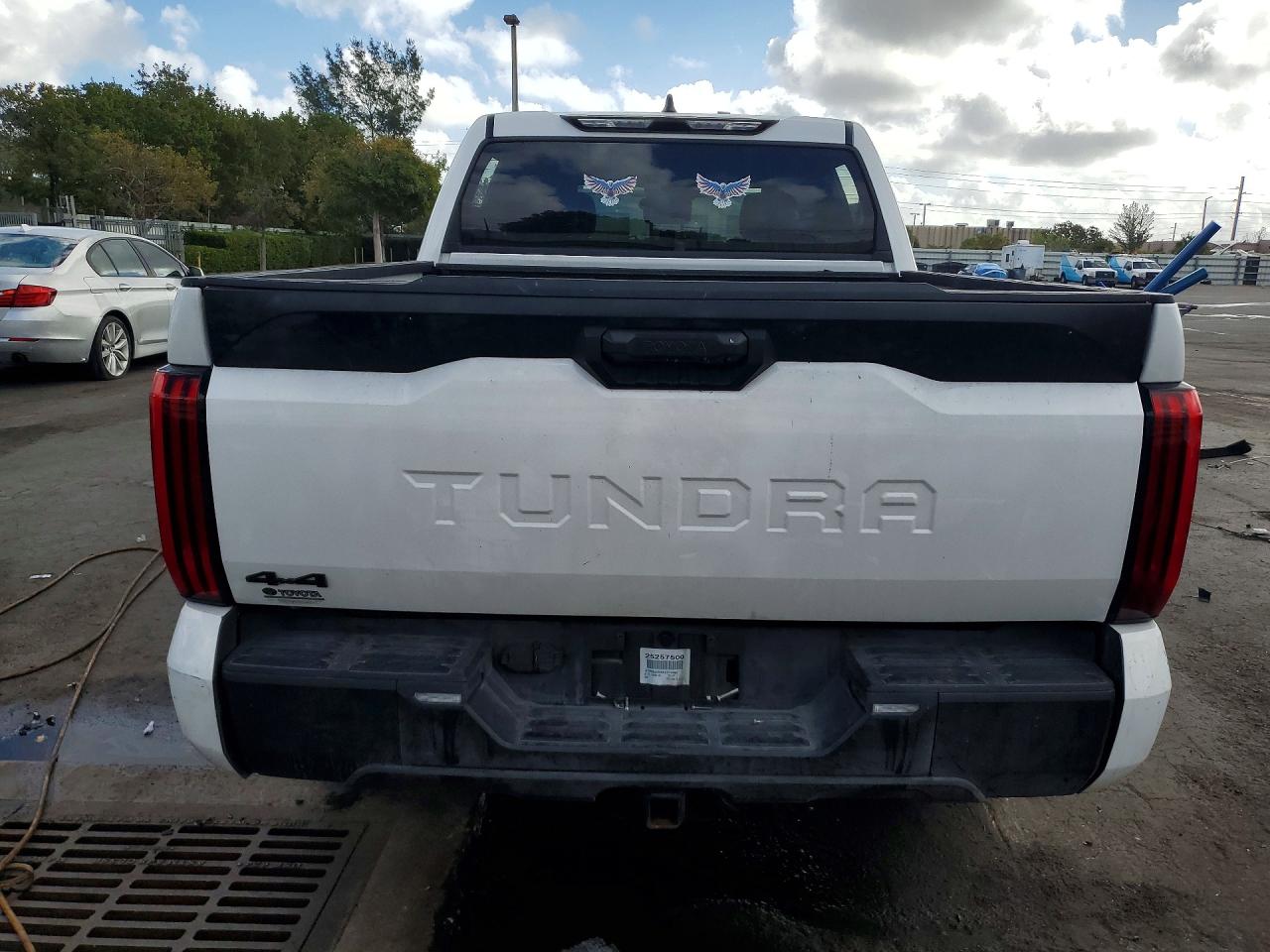 2025 TOYOTA TUNDRA