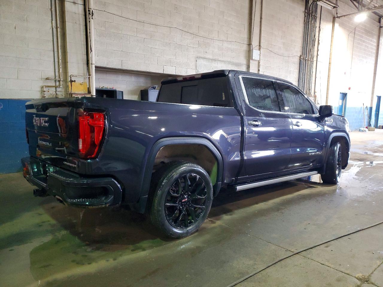 2023 GMC SIERRA