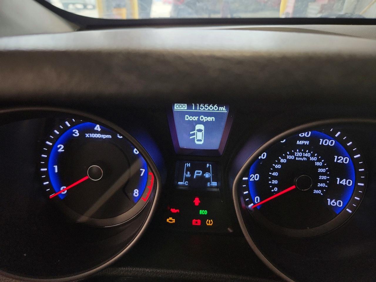 2014 HYUNDAI ELANTRA