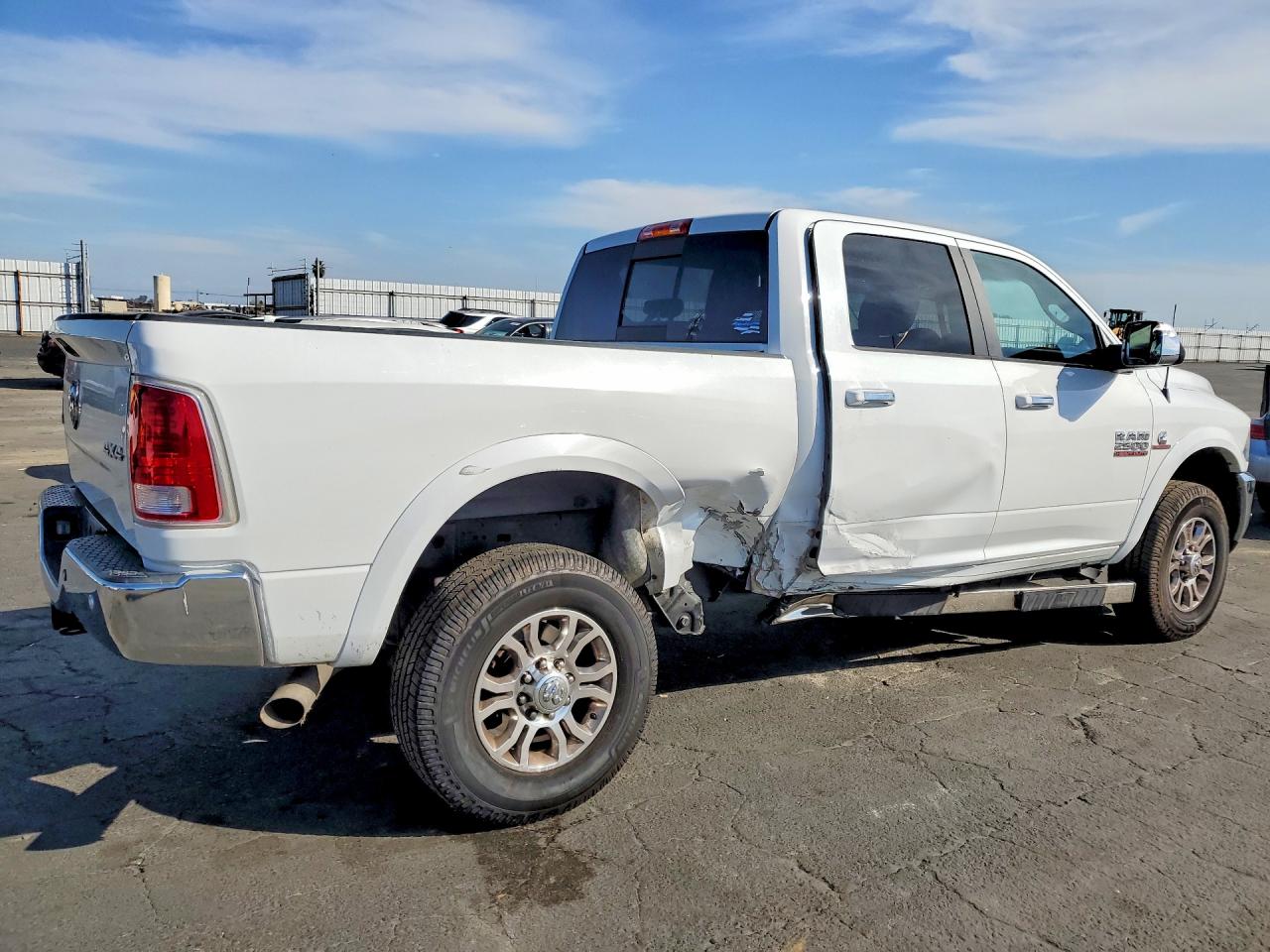 2017 DODGE 2500