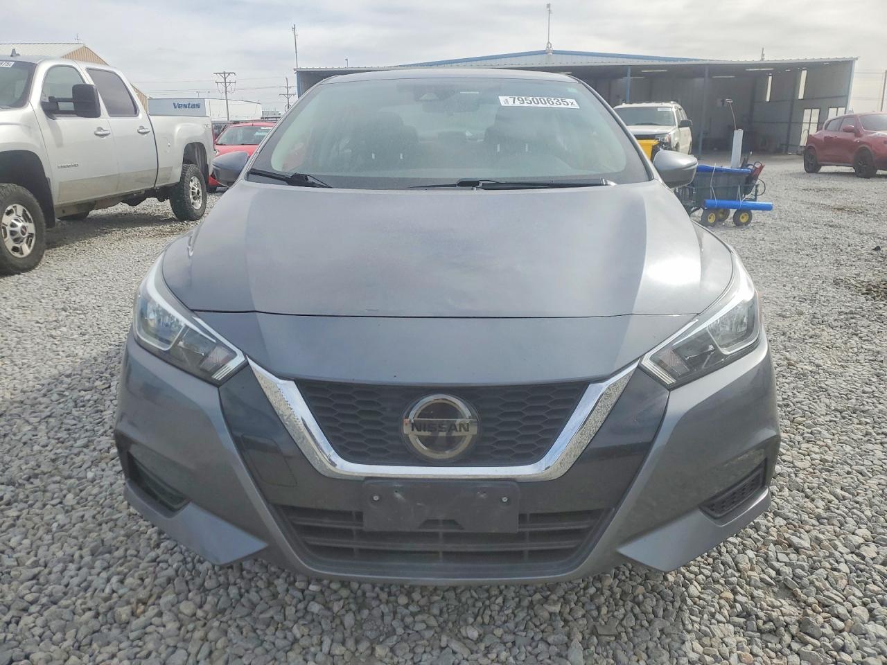 2021 NISSAN VERSA