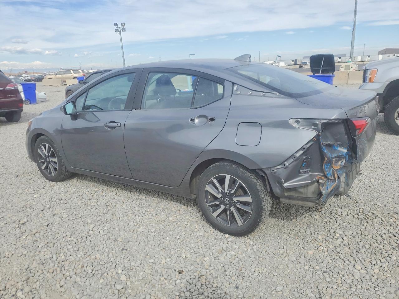 2021 NISSAN VERSA