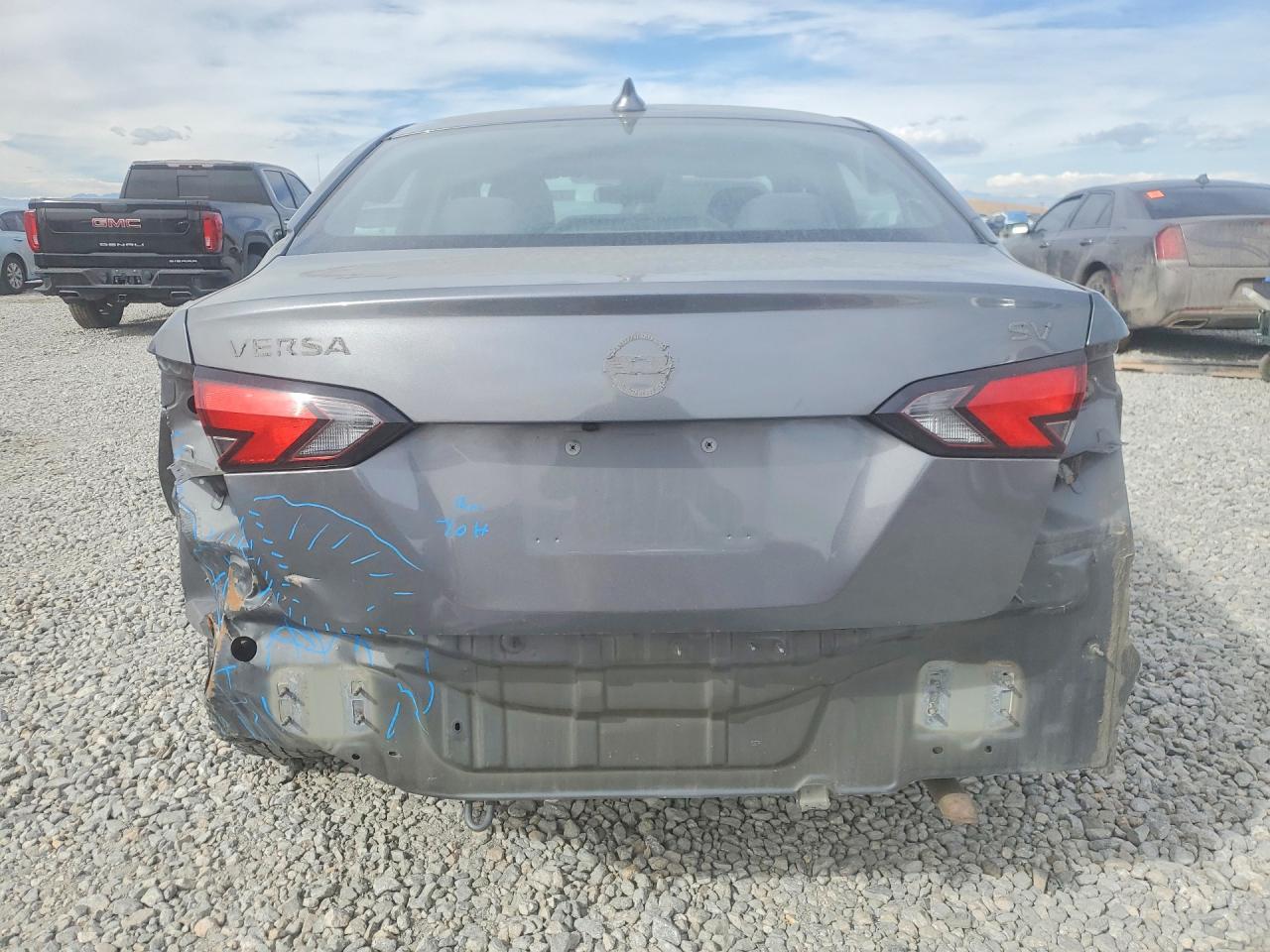 2021 NISSAN VERSA