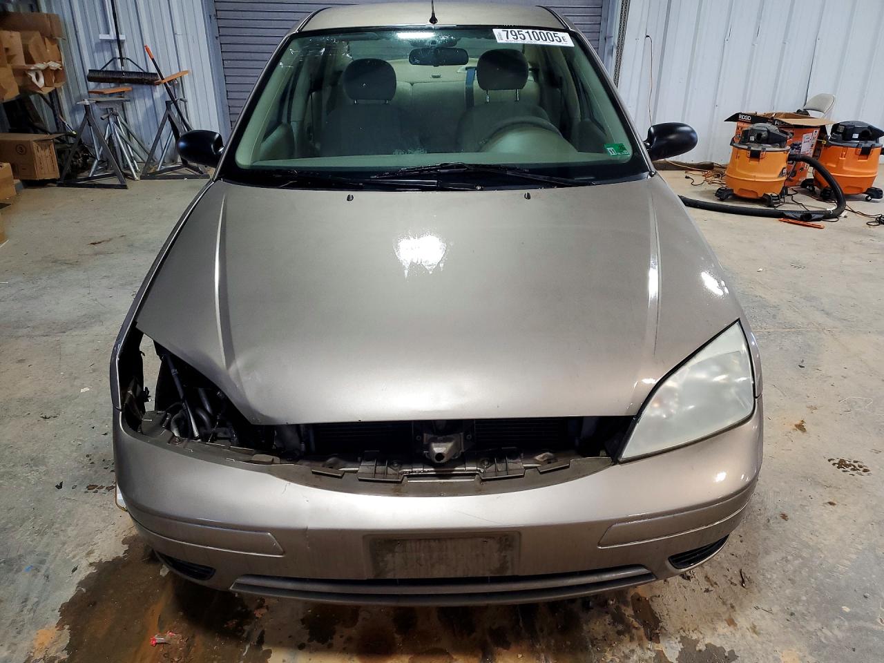 2005 FORD FOCUS