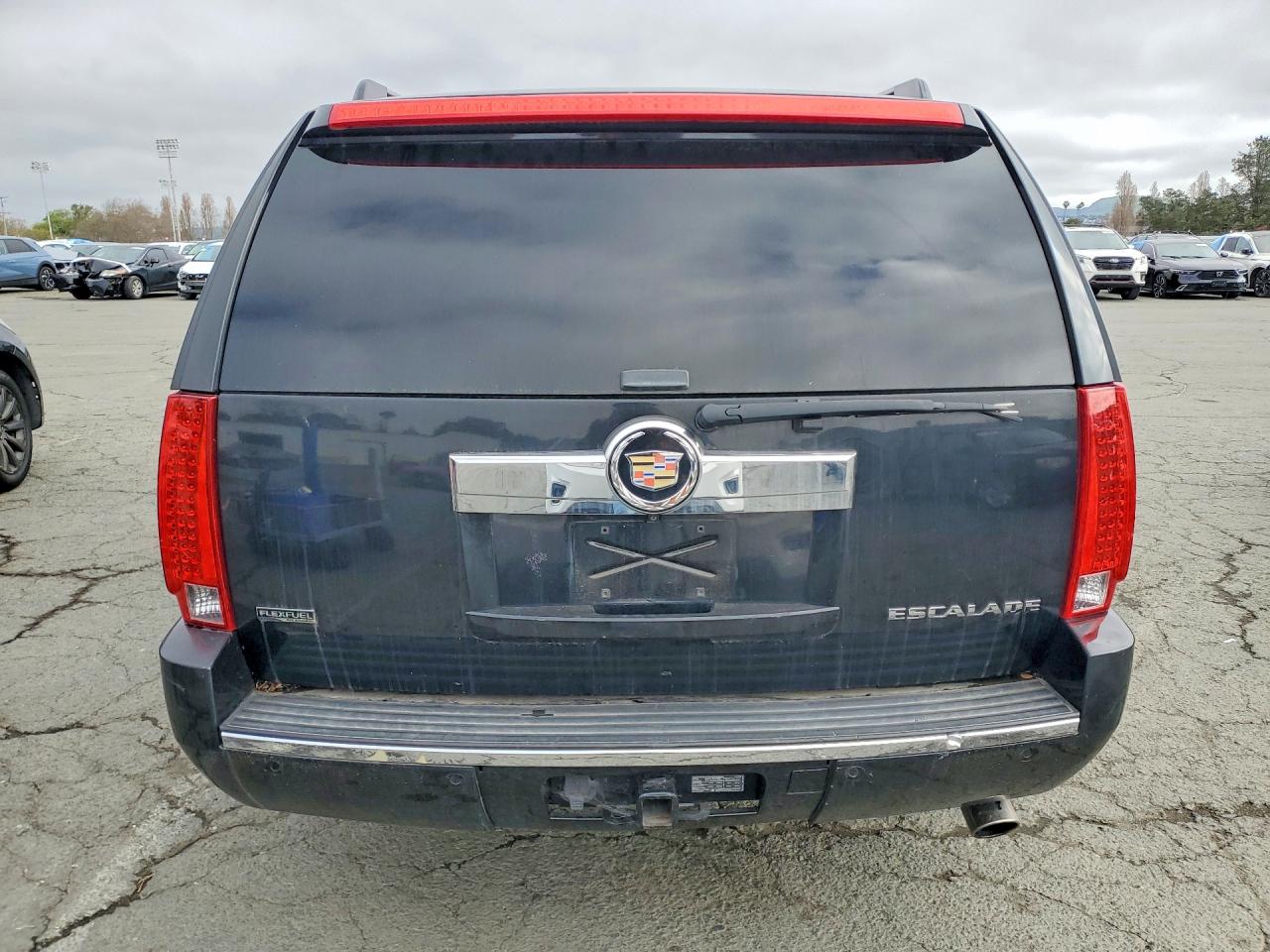 2011 CADILLAC ESCALADE