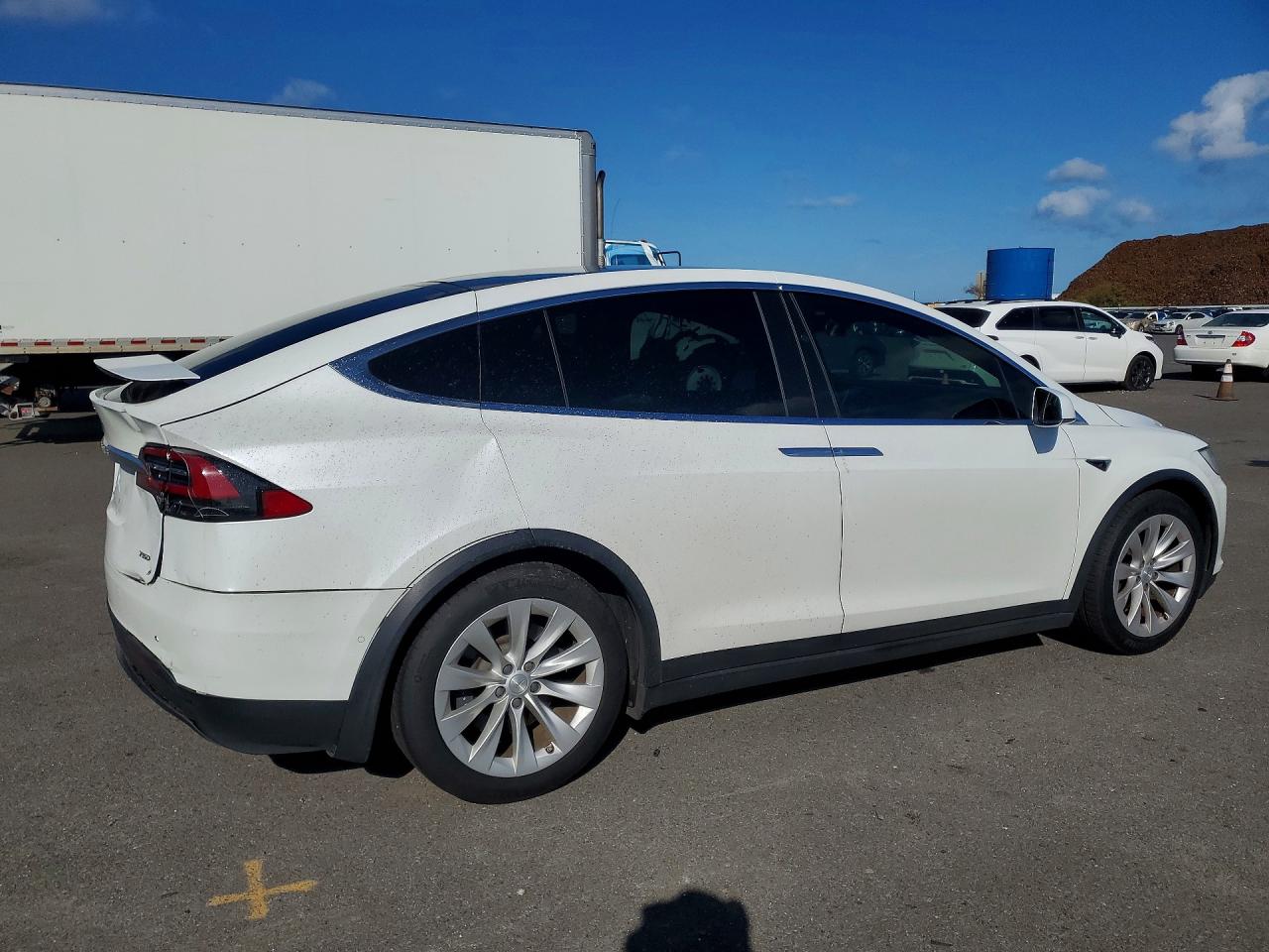 2017 TESLA MODEL X