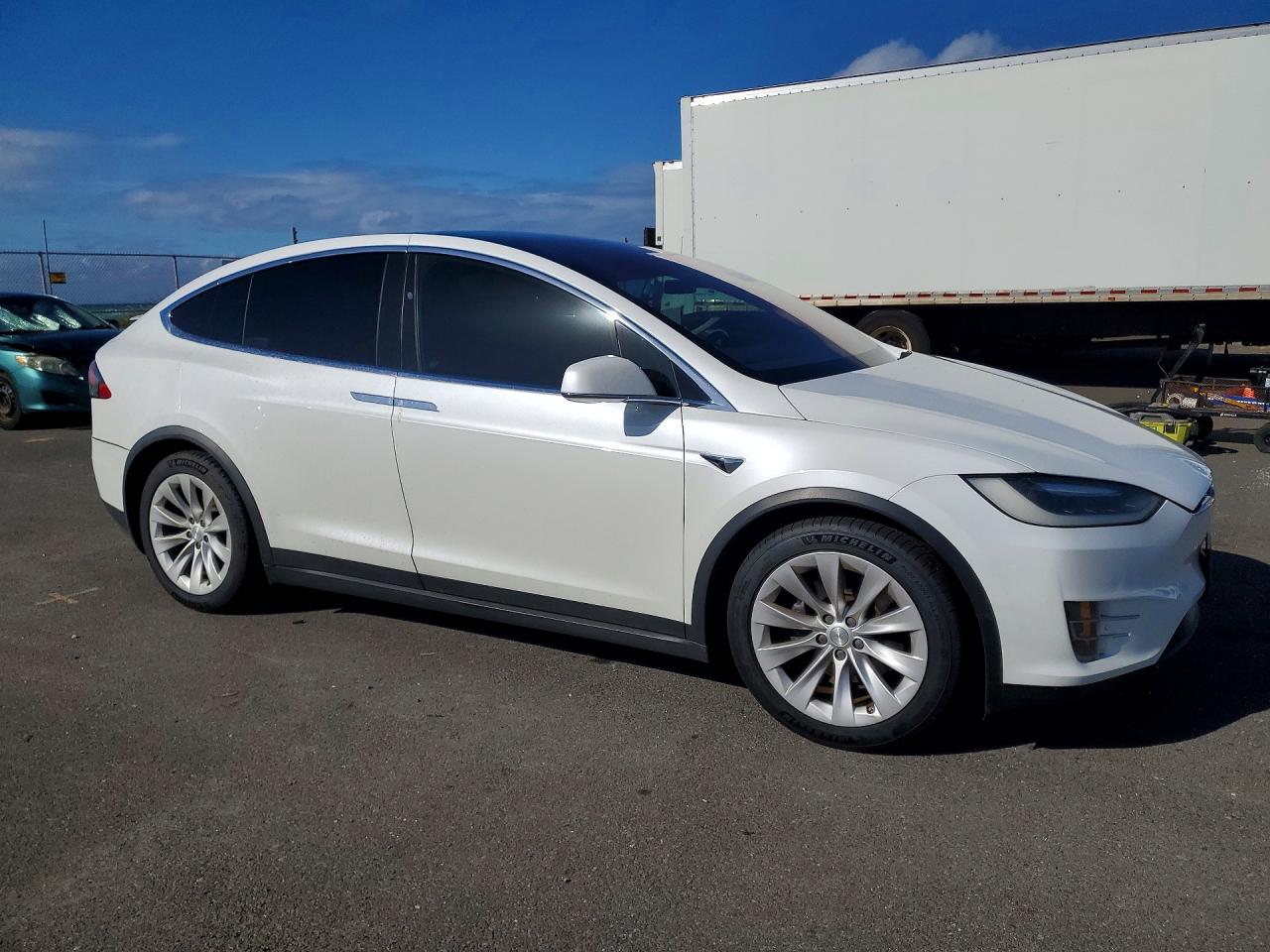 2017 TESLA MODEL X