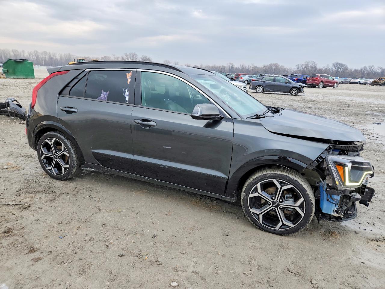 2023 KIA NIRO