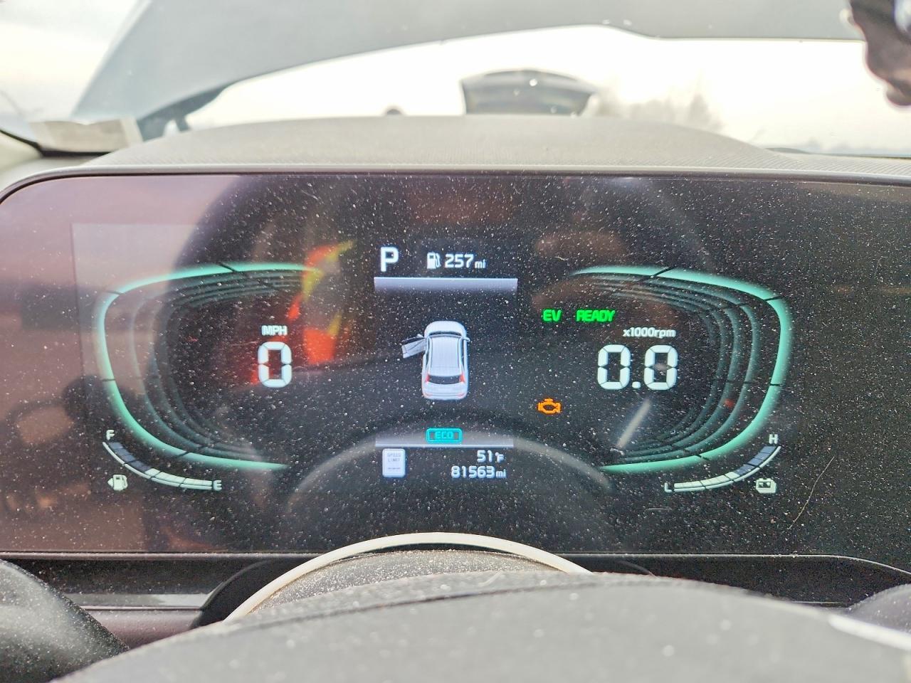 2023 KIA NIRO