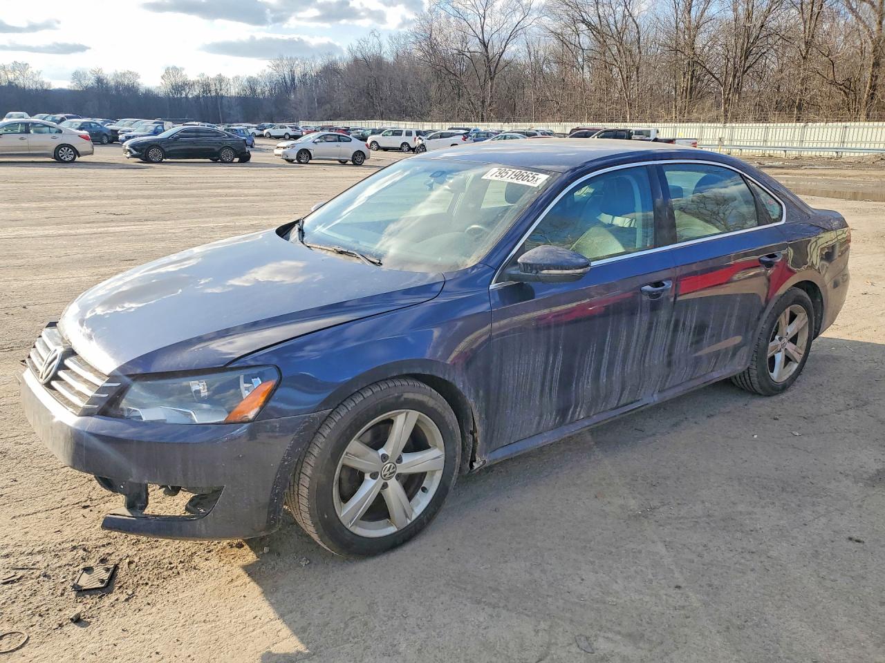 2012 VOLKSWAGEN PASSAT