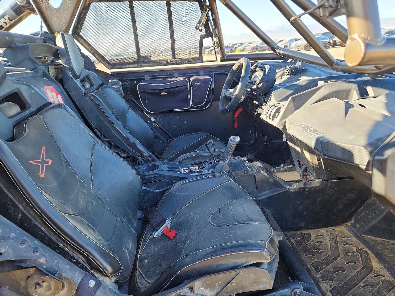 2020 CAN-AM SIDEBYSIDE