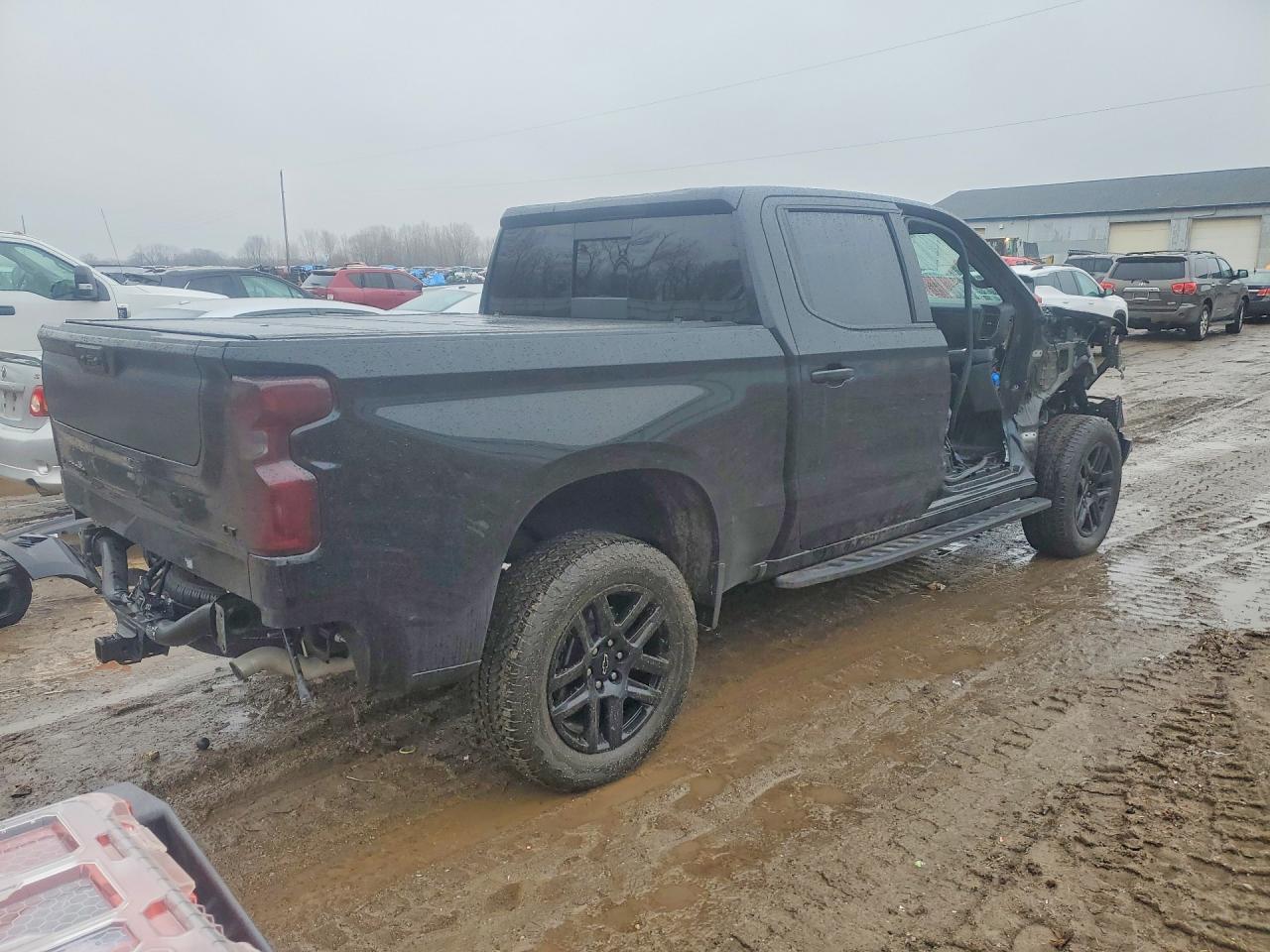 2025 CHEVROLET SILVERADO