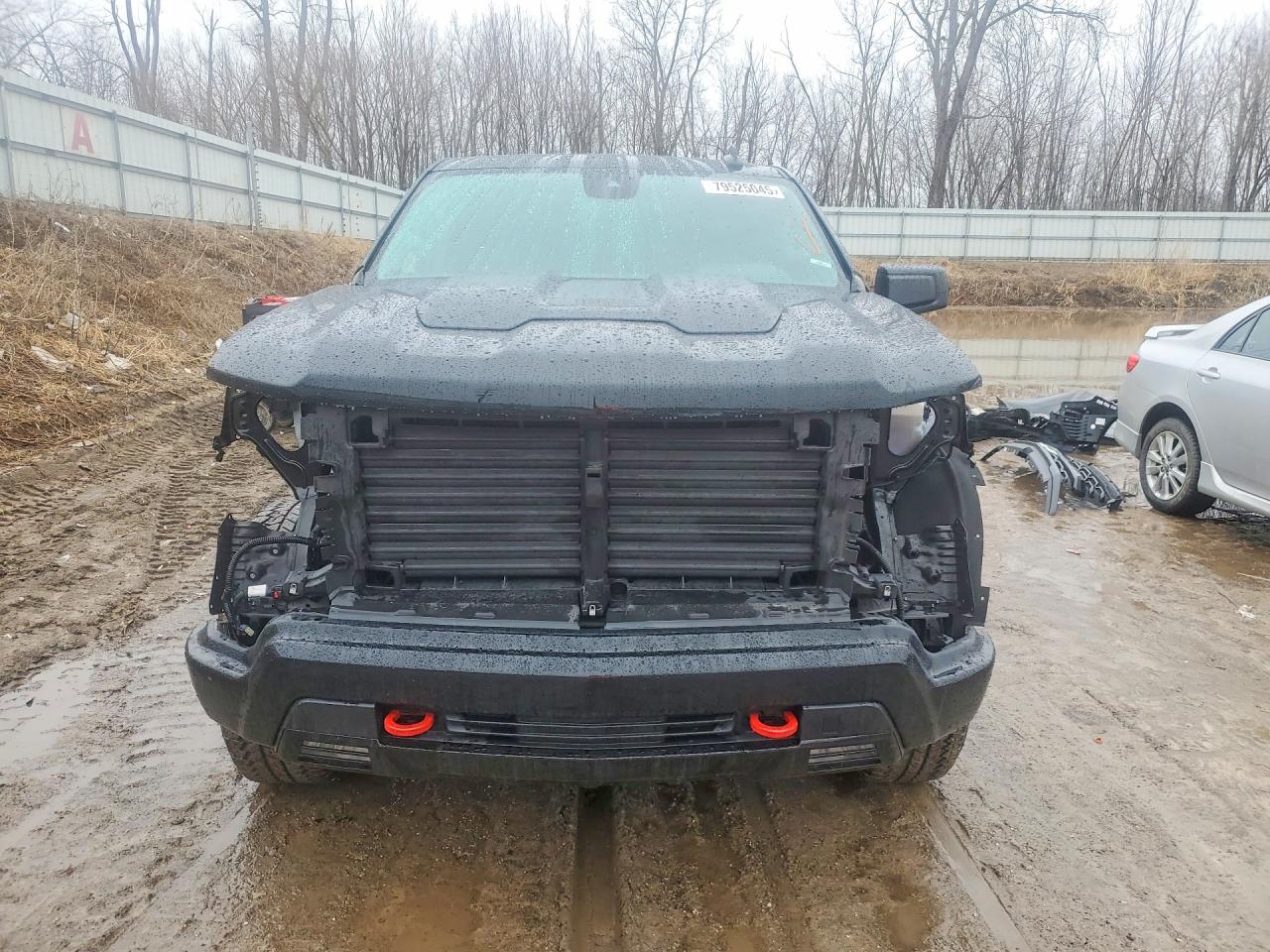 2025 CHEVROLET SILVERADO