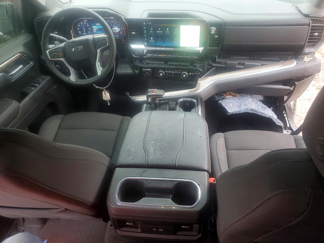2025 CHEVROLET SILVERADO