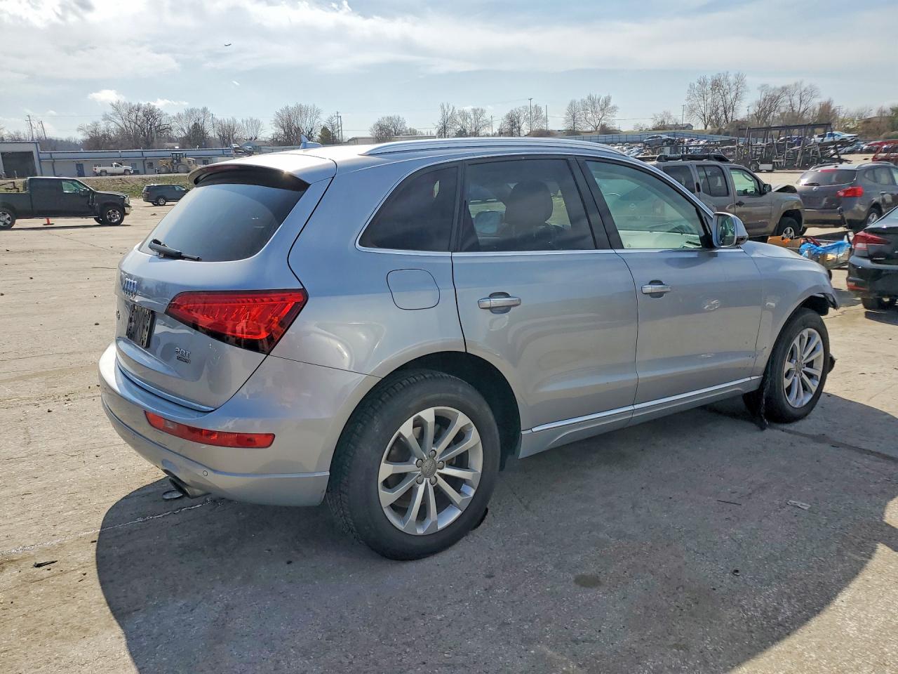 2016 AUDI Q5