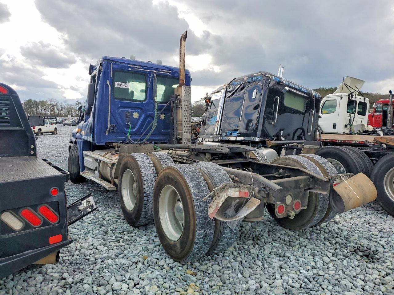 2010 FREIGHTLINER CASCADIA