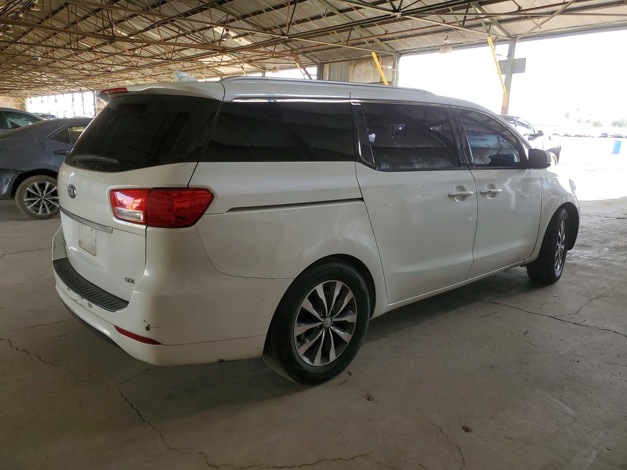 2018 KIA SEDONA