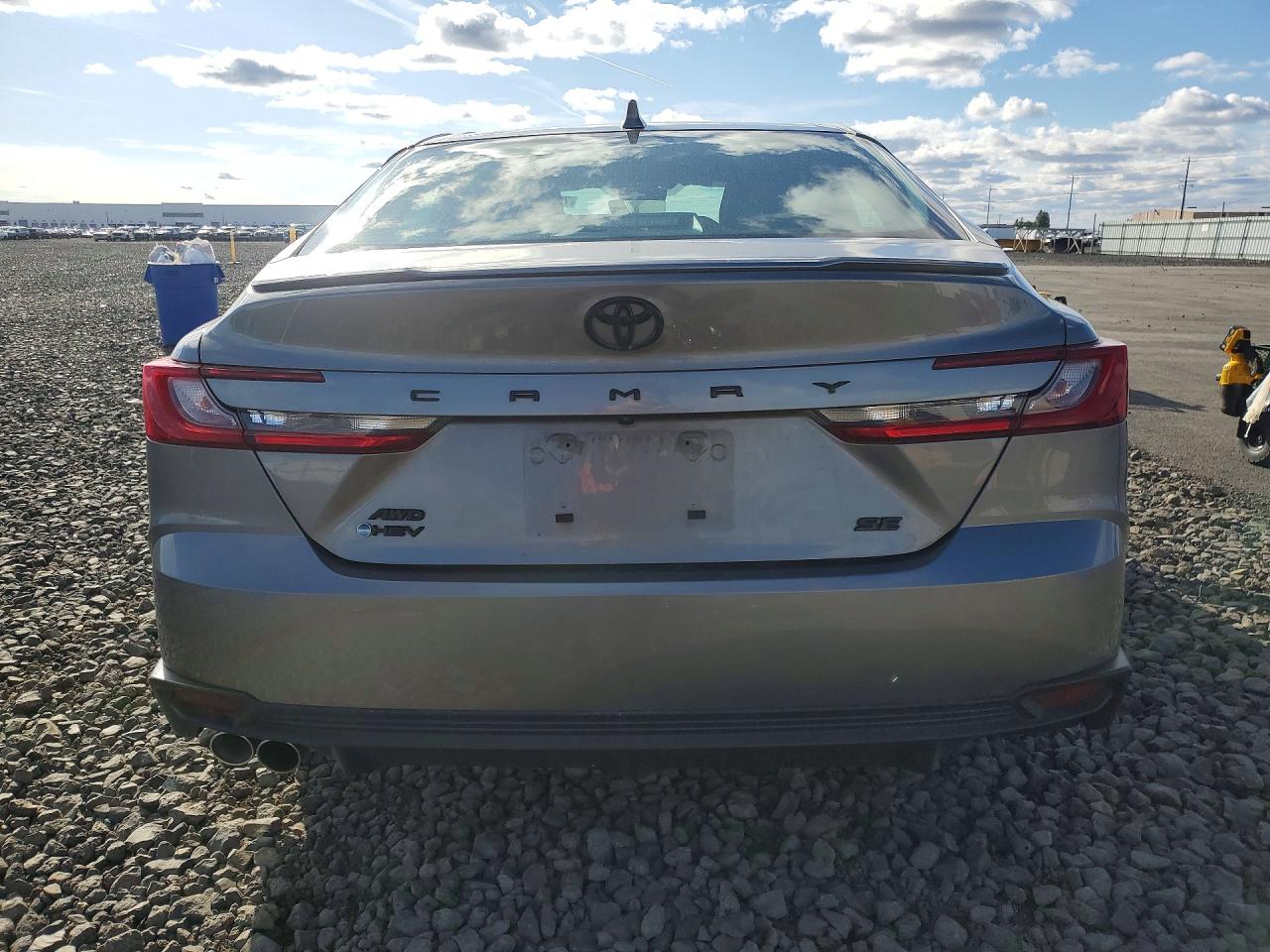 2025 TOYOTA CAMRY