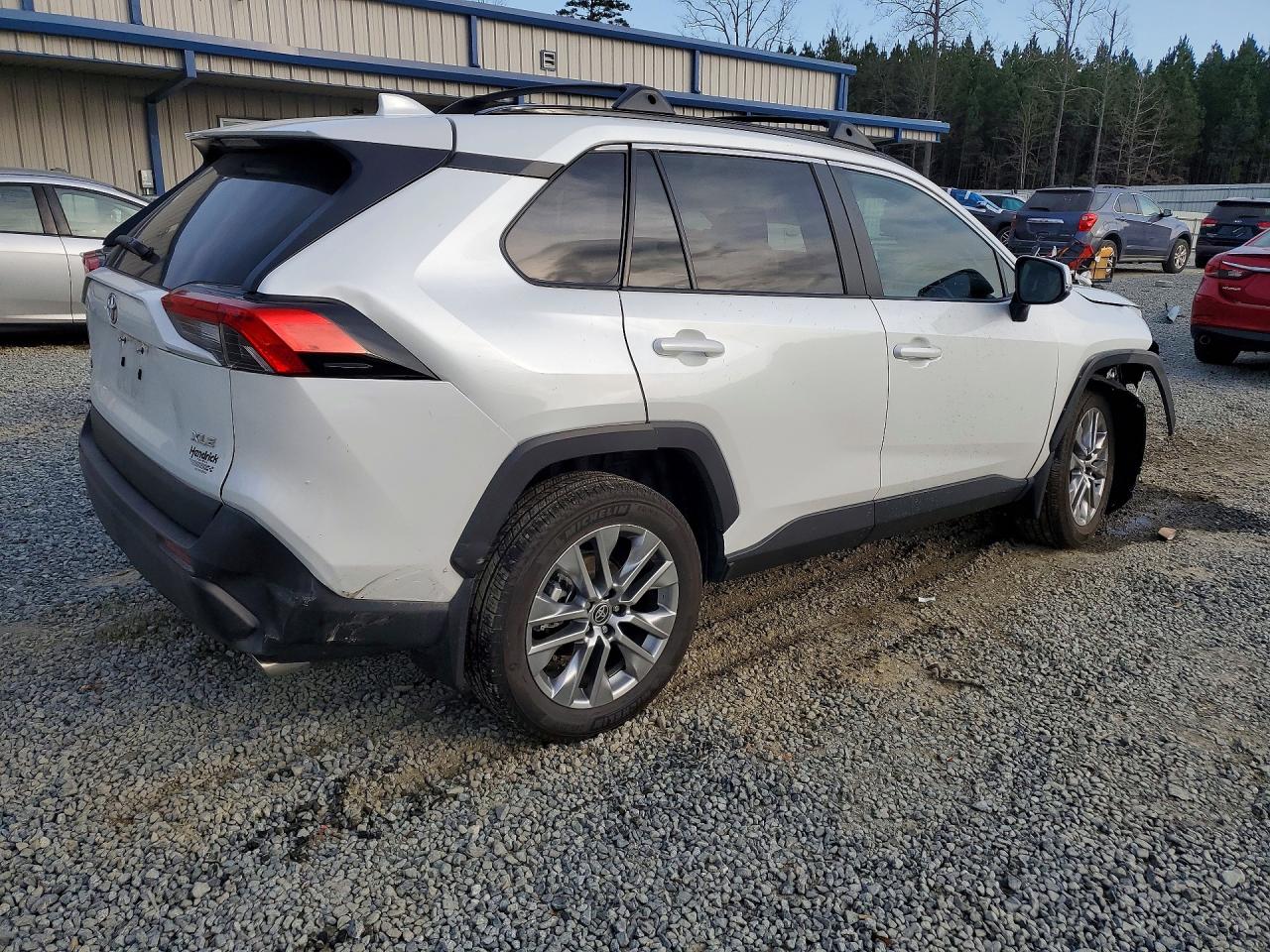 2025 TOYOTA RAV4